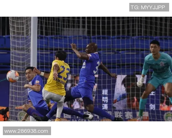 足球明星穿飞马39展现风采引领时尚潮流的运动魅力与个性风格 足球明星穿飞马39展现风采引领时尚潮流的运动魅力与个性风格